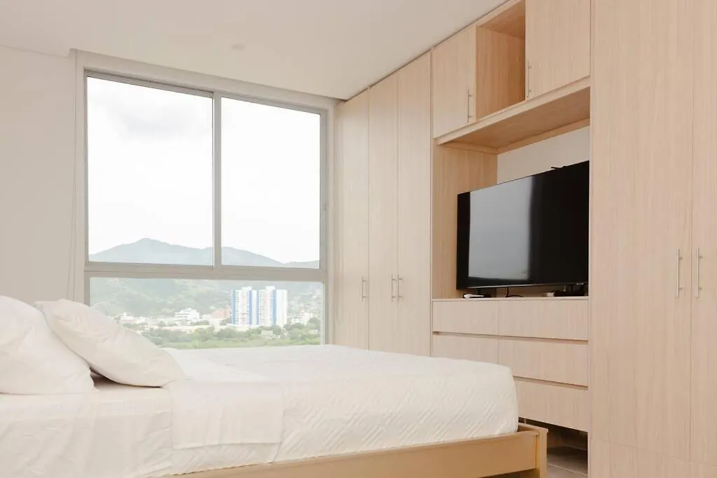 Cozy Apartment Next To The Beach! Gaira